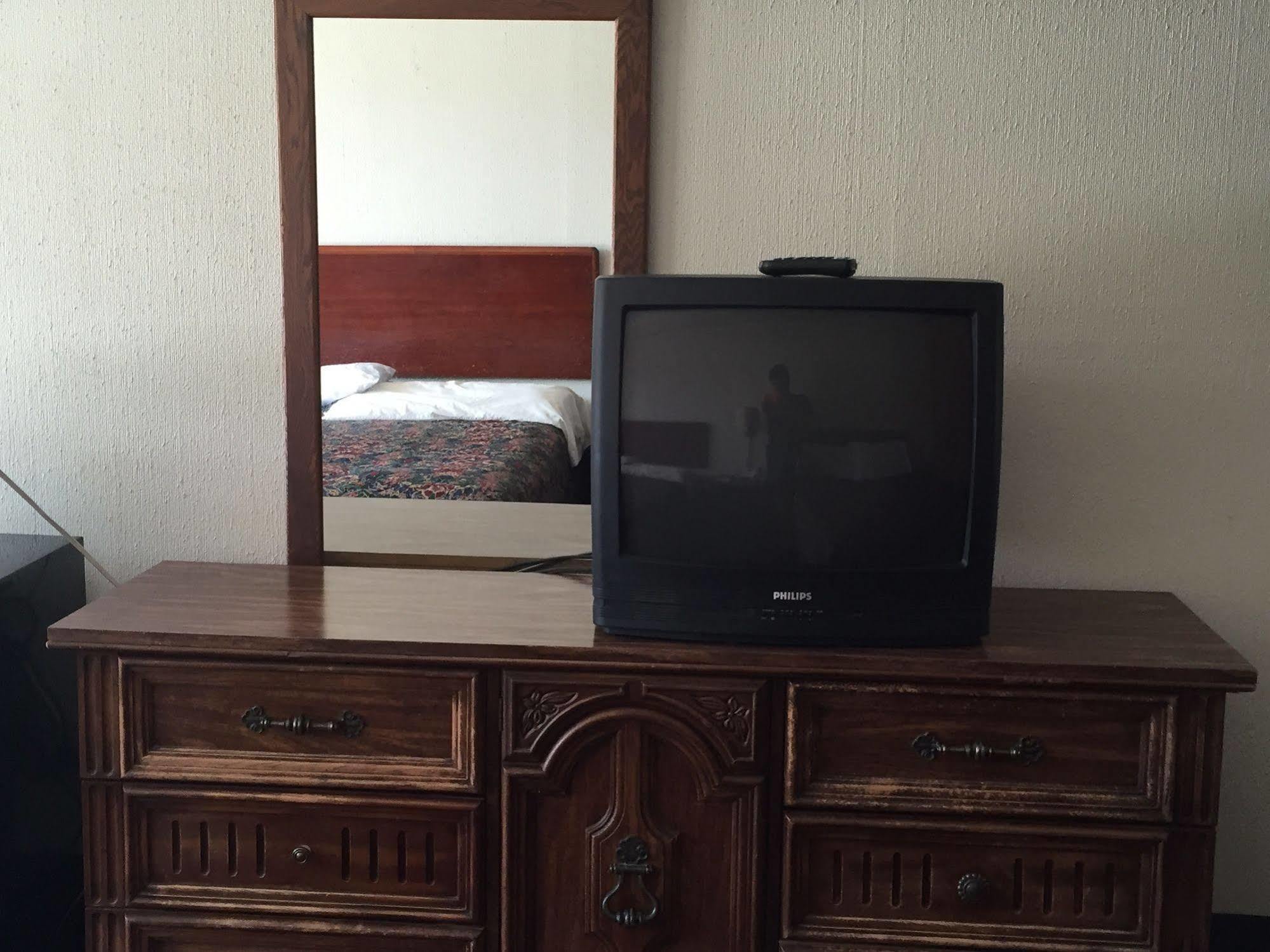 Daniel Boone Motor Inn Pikeville Dış mekan fotoğraf